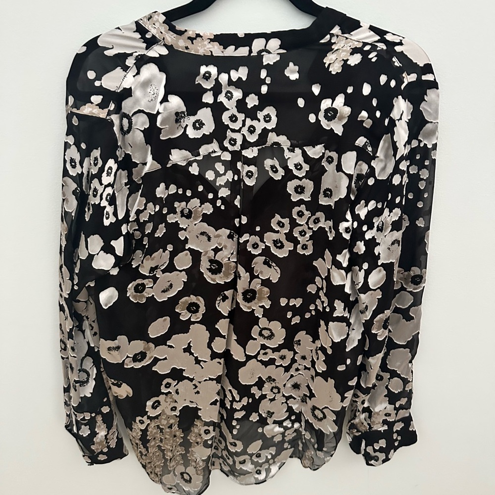 Alice + Olivia Black and Cream Floral Blouse - Picture 9 of 9
